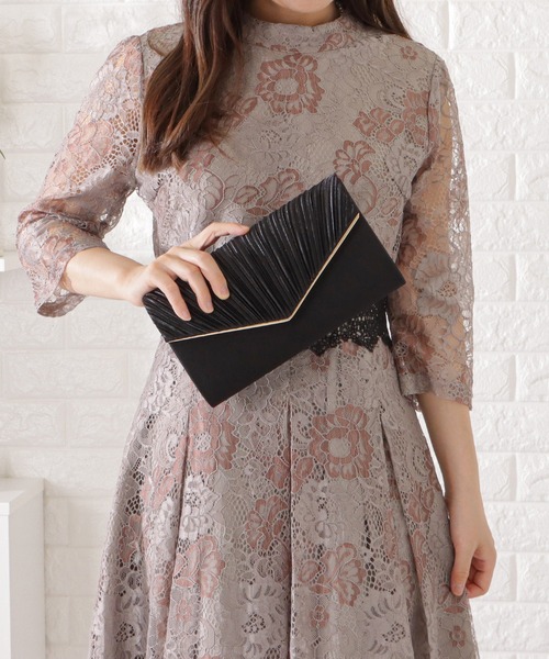 Lace Ladies（レースレディース）の「2WAYストラップ付きプリーツコンパクトバッグ（クラッチバッグ・レディース・グレー/ベージュ/ブラック/アイボリー・FREE）」の15枚目の写真