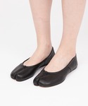 Maison Margiela的「Maison Margiela TABI BALLERINA FLAT（芭蕾舞鞋）」