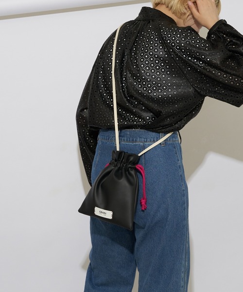 GRAIN（グレイン）の「非表示【GRAIN/グレイン】バイカラーミニ巾着ショルダーバッグ ＃Owl（ショルダーバッグ・レディース・ブラック/ゴールド/ブルー/シルバー/ブラック系その他2/サックスブルー/パープル/ネイビー/ガンメタ・FREE）」の16枚目の写真