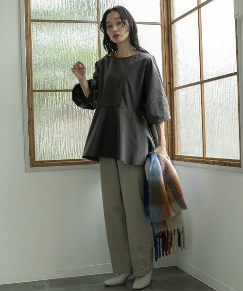 coen（コーエン）の「【WEB限定】ペプラムロングスリーブチュニックブラウス（シャツ/ブラウス・レディース・ベージュ/オフホワイト/ダークグレー・M/L）」の22枚目の写真