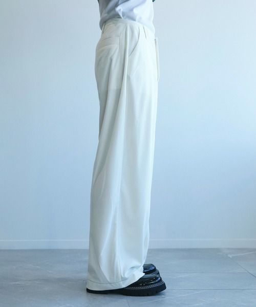 aimoha（アイモハ）の「aimoha menコーデュロイワイドパンツ（その他パンツ・メンズ・ネイビー/ベージュ・M/L/XL）」の3枚目の写真