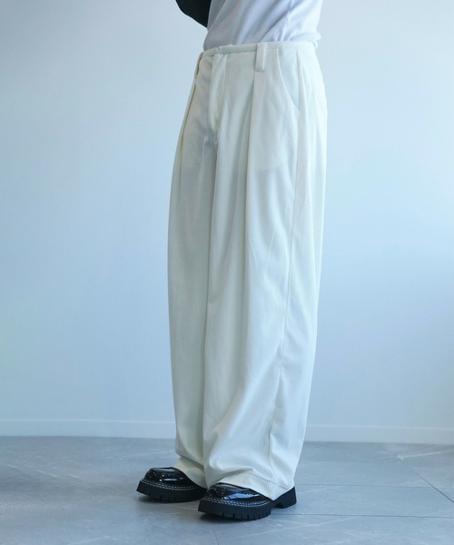 aimoha（アイモハ）の「aimoha menコーデュロイワイドパンツ（その他パンツ・メンズ・ネイビー/ベージュ・M/L/XL）」の4枚目の写真