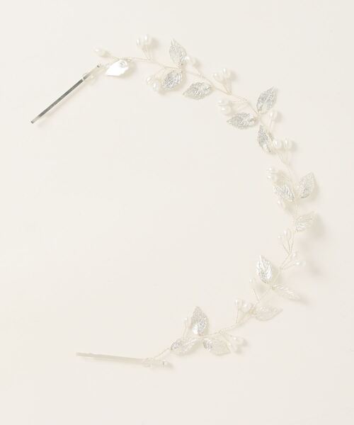 Cupid Heart(キューピッドハート)の「【Cupid Heart】結婚式アクセ!メタルリーフパールヘッドドレス(その他ヘアアクセサリー・レディース・シルバー・MEDIUM)」の16枚目の写真