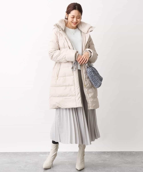 MK MICHEL KLEIN(エムケーミッシェルクラン)の「ベーシックタフタロングダウンコート(ダウンジャケット/コート・レディース・ブラック/ベージュ/モカ・40/38)」の5枚目の写真