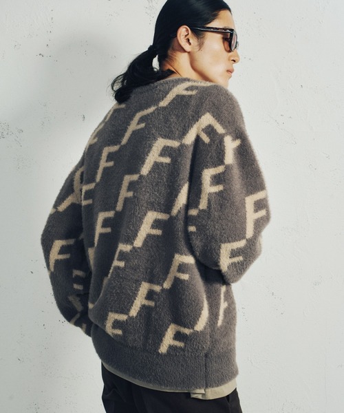 FCMM(エフシーエムエム)の「【日本限定アイテム】F LOGO KNIT SWEATER/エフロゴニットセーター(ニット/セーター・メンズ・ブラック/ネイビー/ブラウン・LARGE/MEDIUM)」の3枚目の写真