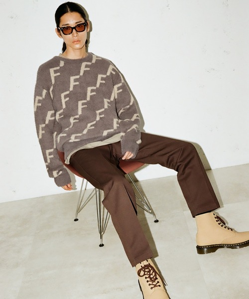 FCMM(エフシーエムエム)の「【日本限定アイテム】F LOGO KNIT SWEATER/エフロゴニットセーター(ニット/セーター・メンズ・ブラック/ネイビー/ブラウン・LARGE/MEDIUM)」の9枚目の写真