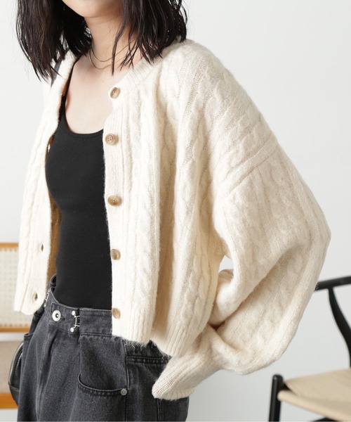 FREE'S MART(フリーズマート)の「◆前後2wayケーブルショート丈ニットカーディガン(カーディガン/ボレロ・レディース・ベージュ/オフホワイト/ライトグリーン・FREE)」の4枚目の写真