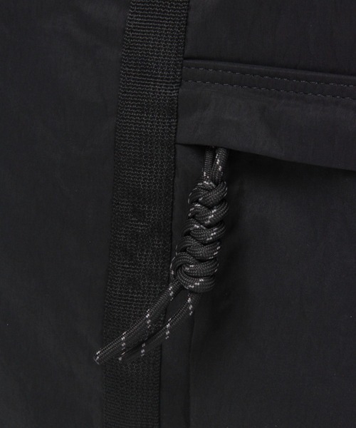 LEPSIM（レプシィム）の「【CONTROL FREAK／コントロールフリーク】ナイロン3WAYスクエアトート　967744（ショルダーバッグ・レディース・ブラック/グレー・ONE SIZE）」の13枚目の写真