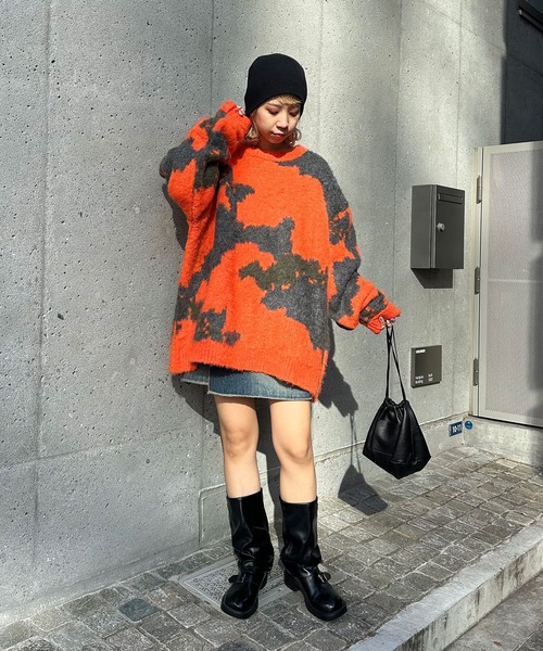 CIAOPANIC(チャオパニック)の「デザートカモニットプルーオーバー(ニット/セーター・レディース・カーキ/ブラック/オレンジ/パープル・FREE)」の6枚目の写真