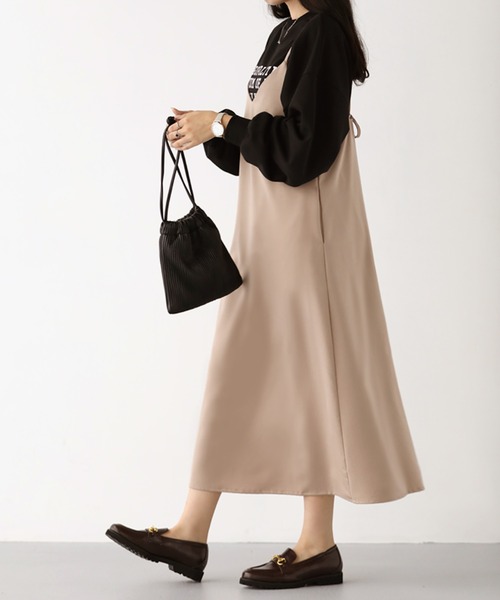 SUNFLOWER EIGHT(サンフラワーエイト)の「バックリボンキャミワンピース(ワンピース・レディース・ネイビー/ベージュ/ブラック/ダークグレー/グレイッシュベージュ・M-Long/L-Long/M-Short/L-Short)」の10枚目の写真