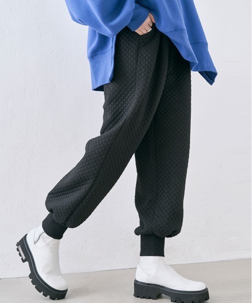 kirakiraShop(キラキラショップ)の「キルティング スウェット ジョガーパンツ(スウェットパンツ・レディース・チャコール/オフホワイト/杢グレー/ブラック・M/L)」の15枚目の写真