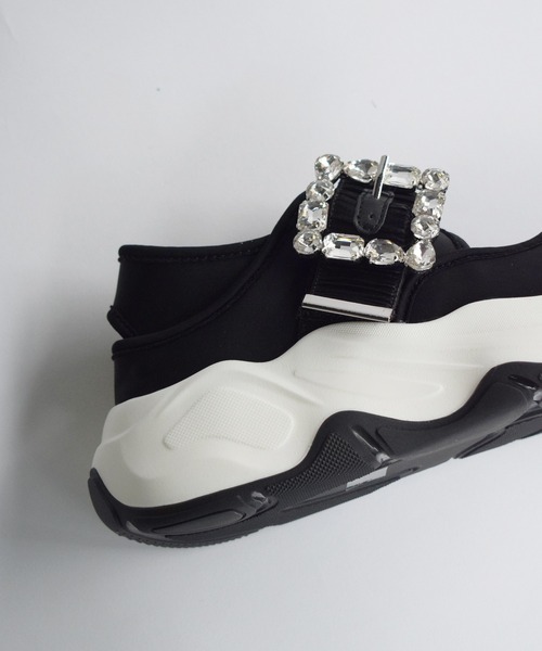 EVOL（イーボル）の「ビジューバックルボリュームソールスニーカー（スニーカー・レディース・ブラック・M/S/LL/L）」の8枚目の写真