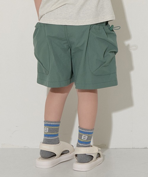 b・ROOM(ビールーム)の「ビッグカーゴポケットハーフパンツ(その他パンツ・キッズ・キャメル/モスグリーン/グレイッシュブルー/ブラック・100cm/110cm/120cm/130cm/140cm/150cm)」の9枚目の写真