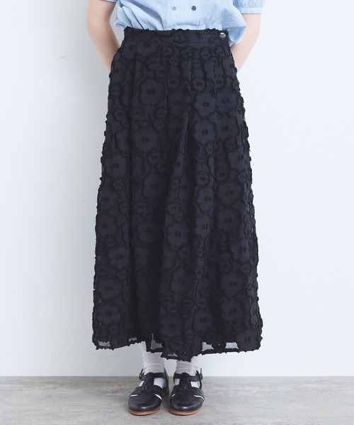 bulle de savon（ビュルデサボン）の「fusafusa hana ジャカード　タックスカート（スカート・レディース・ブラック・FREE）」の9枚目の写真