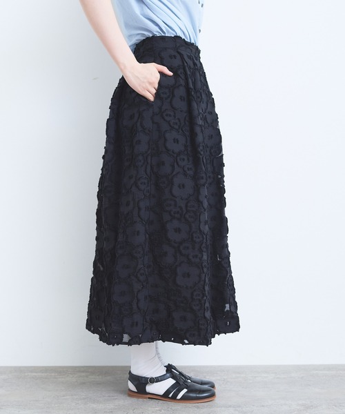 bulle de savon（ビュルデサボン）の「fusafusa hana ジャカード　タックスカート（スカート・レディース・ブラック・FREE）」の15枚目の写真