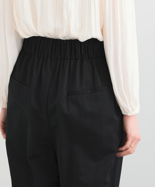 URBAN RESEARCH ROSSO WOMEN（アーバンリサーチ　ロッソ）の「撥水UVカット2wayドロストパンツ（その他パンツ・レディース・ブラック/ベージュ・FREE）」の16枚目の写真