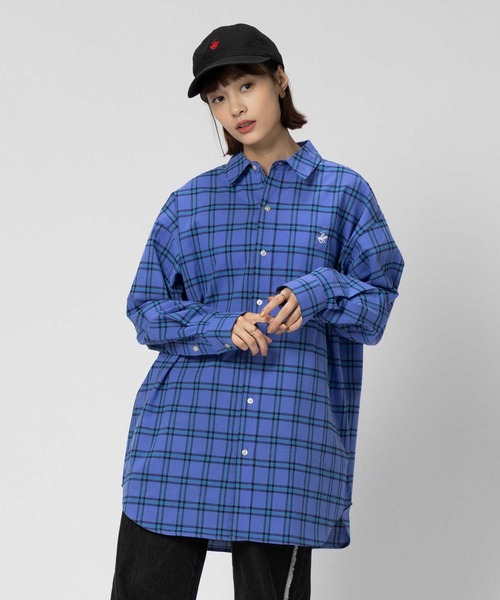Right-on（ライトオン）の「【BEVERLY HILLS POLO CLUB】【別注】ビッグシルエット長袖シャツ（シャツ/ブラウス・レディース・グリーン/ブラック×グリーン/ブルー/ブラック×ブルー・フリー）」の2枚目の写真
