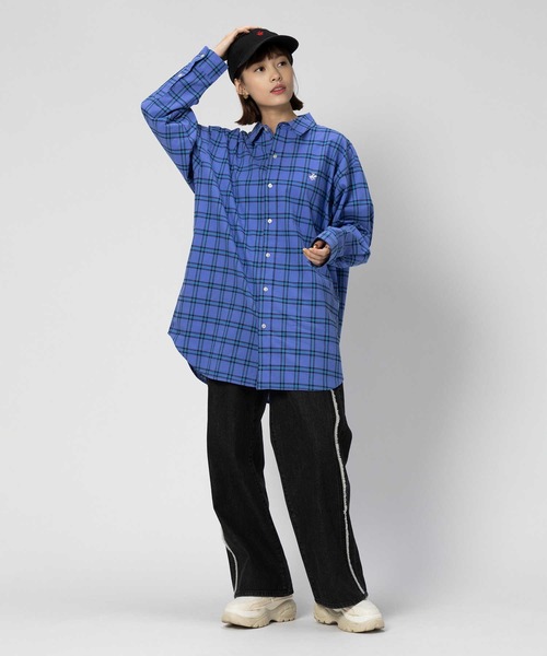 Right-on（ライトオン）の「【BEVERLY HILLS POLO CLUB】【別注】ビッグシルエット長袖シャツ（シャツ/ブラウス・レディース・グリーン/ブラック×グリーン/ブルー/ブラック×ブルー・フリー）」の5枚目の写真