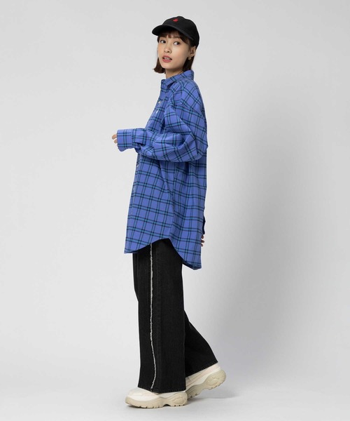 Right-on（ライトオン）の「【BEVERLY HILLS POLO CLUB】【別注】ビッグシルエット長袖シャツ（シャツ/ブラウス・レディース・グリーン/ブラック×グリーン/ブルー/ブラック×ブルー・フリー）」の6枚目の写真