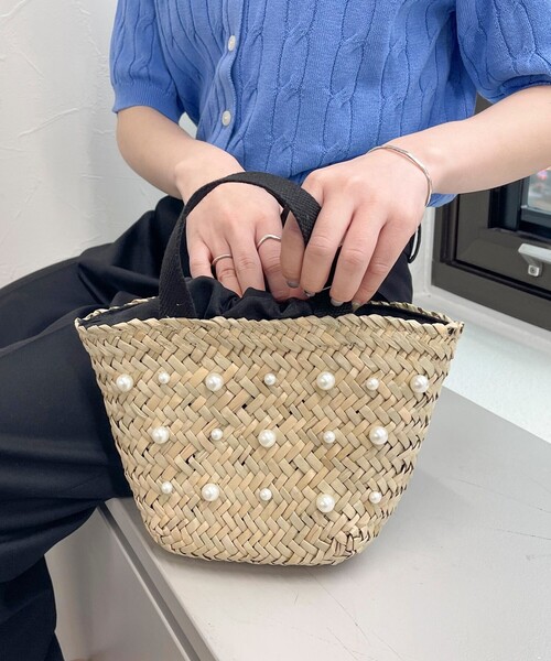 fredy emue（フレディエミュ）の「シーグラスビジューパールトートバッグ（トートバッグ・レディース・オフホワイト/クリア・FREE）」の3枚目の写真