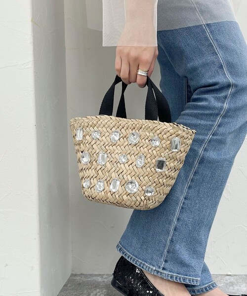 fredy emue（フレディエミュ）の「シーグラスビジューパールトートバッグ（トートバッグ・レディース・オフホワイト/クリア・FREE）」の5枚目の写真