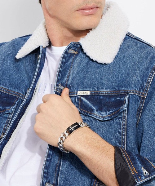 Guess（ゲス）の「SOUTH ALAMEDA Shield Tag Bracelet アクセサリー