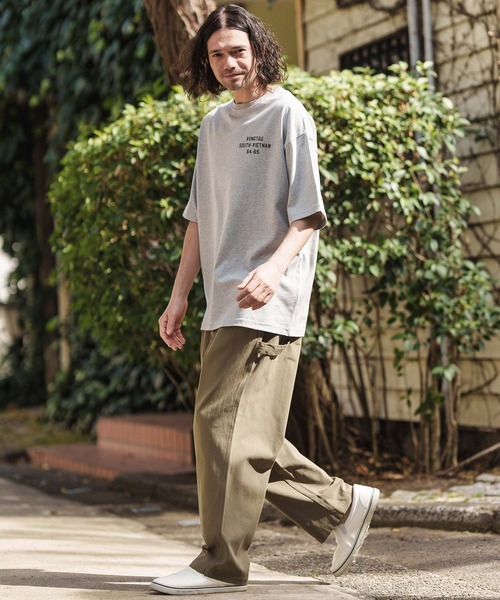 CAMBIO(カンビオ)の「mt8951- ビッグシルエットプリントTシャツ(Vietjan)(Tシャツ/カットソー・メンズ・グレー/ホワイト/ピンク・S/M/L/XL)」の17枚目の写真
