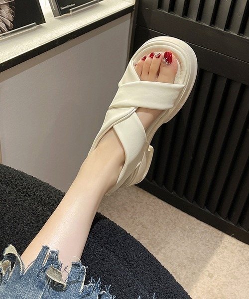 Miniministore(ミニミニストア)の「厚底サンダル クロスベルト 美脚 韓国夏(サンダル・レディース・アイボリー/イエロー×グリーン/ブラック・25.0cm/24.5cm/24.0cm/23.5cm/23.0cm/22.5cm)」の8枚目の写真