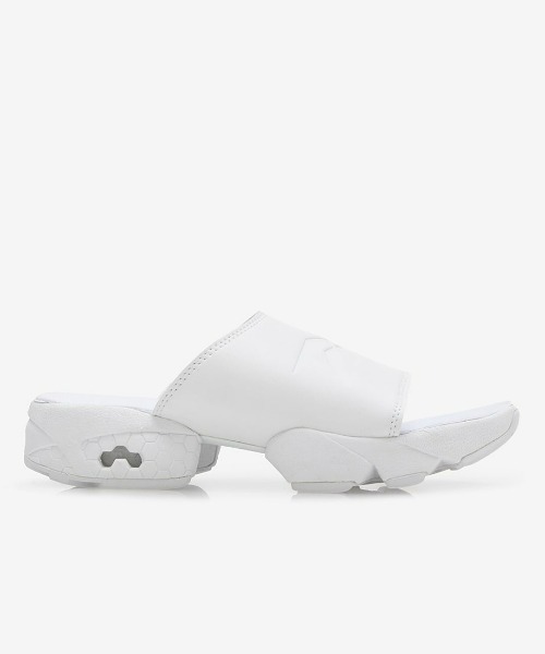 国内発★大人気！Reebok FURY SLIDE リーボックスライドサンダル フューリースライド / FURY SLIDE （ブラック） -Reebok 公式
