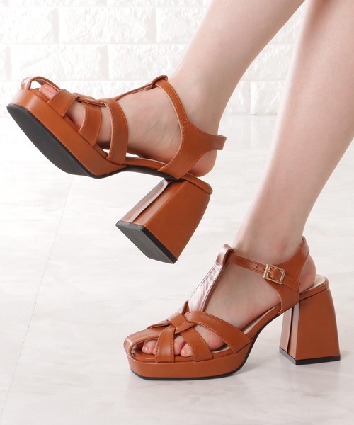 A16595 未使用 ドルチェ&ガッバーナ スタッズグラディエーターサンダル36 A16595 未使用 ドルチェ&ガッバーナ スタッズグラディエーター