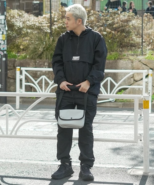 Blue Standard (ブルースタンダード)の「【BLUE STANDARD/ブルースタンダード】 ミニメッセンジャーバッグ(メッセンジャーバッグ・メンズ・カーキ/ブラック/パープル/ベージュ/グレー・FREE)」の15枚目の写真