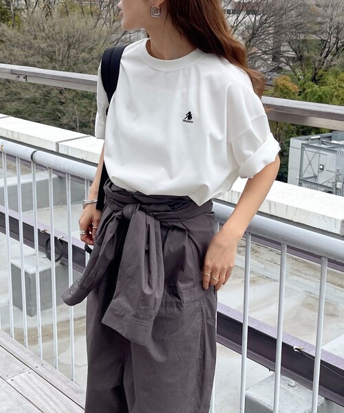 fredy emue(フレディエミュ)の「【GEVACO/ゲバコ】バックプリントオーバーサイズTシャツ(Tシャツ/カットソー・レディース・ブラック/オフホワイト/ネイビー・38)」の1枚目の写真