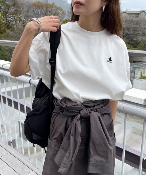 fredy emue(フレディエミュ)の「【GEVACO/ゲバコ】バックプリントオーバーサイズTシャツ(Tシャツ/カットソー・レディース・ブラック/オフホワイト/ネイビー・38)」の5枚目の写真