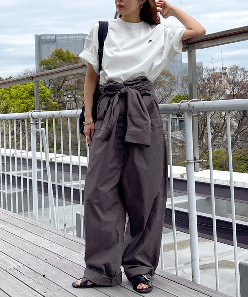 fredy emue(フレディエミュ)の「【GEVACO/ゲバコ】バックプリントオーバーサイズTシャツ(Tシャツ/カットソー・レディース・ブラック/オフホワイト/ネイビー・38)」の9枚目の写真