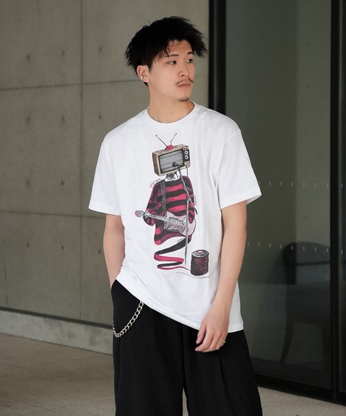 INTERPLAY(インタープレイ)の「【INTERPLAY x TAKERU】クレイジーTVマン 半袖 Tシャツ(Tシャツ/カットソー・メンズ・ホワイト/ブラック/クリーム・MEDIUM/LARGE)」の1枚目の写真