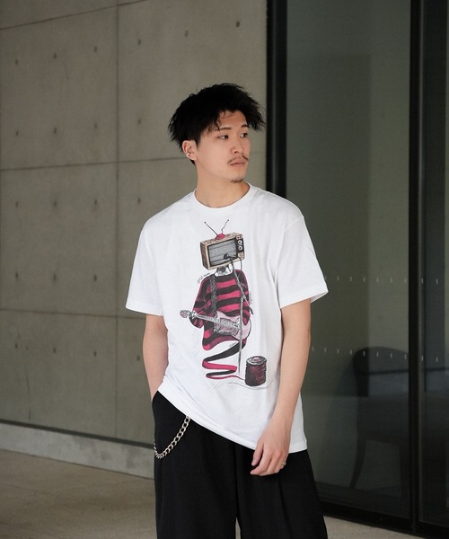 INTERPLAY(インタープレイ)の「【INTERPLAY x TAKERU】クレイジーTVマン 半袖 Tシャツ(Tシャツ/カットソー・メンズ・ホワイト/ブラック/クリーム・MEDIUM/LARGE)」の4枚目の写真