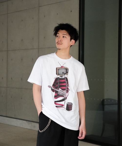 INTERPLAY(インタープレイ)の「【INTERPLAY x TAKERU】クレイジーTVマン 半袖 Tシャツ(Tシャツ/カットソー・メンズ・ホワイト/ブラック/クリーム・MEDIUM/LARGE)」の9枚目の写真