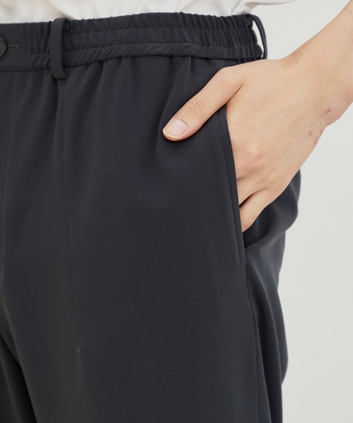 PUBLIC TOKYO（パブリックトウキョウ）の「〈セットアップ対応〉サマーオルタネイトロパンツ（スラックス・メンズ・グレー系その他/ダークグレー・1/2）」の12枚目の写真