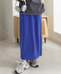 バックスリットナロースカート