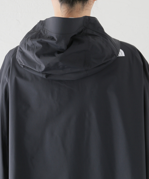 THE NORTH FACE（ザノースフェイス）の「THE NORTH FACE Access Poncho NP12332：ポンチョ（ポンチョ・レディース・ブラック・LARGE）」の5枚目の写真