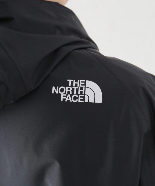 THE NORTH FACE（ザノースフェイス）の「THE NORTH FACE Access Poncho NP12332：ポンチョ（ポンチョ・レディース・ブラック・LARGE）」の6枚目の写真