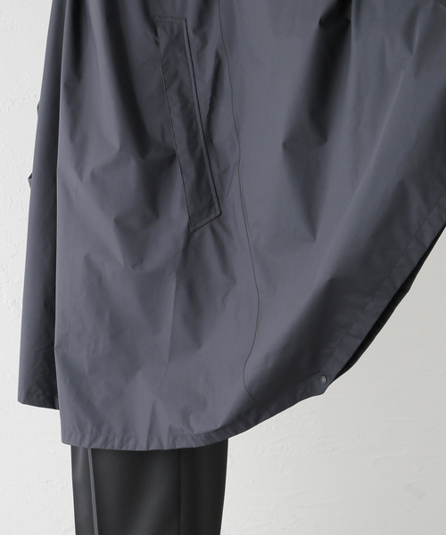 THE NORTH FACE（ザノースフェイス）の「THE NORTH FACE Access Poncho NP12332：ポンチョ（ポンチョ・レディース・ブラック・LARGE）」の14枚目の写真