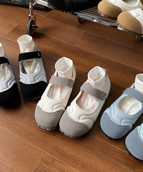 MEMECLE（メメクル）の「【 MEMECLE / メメクル 】ベルクロストラップ　メリージェンフラットスニーカー（スニーカー・レディース・ホワイト/キャメル/グレー/ライトブルー・40/38/36）」の8枚目の写真