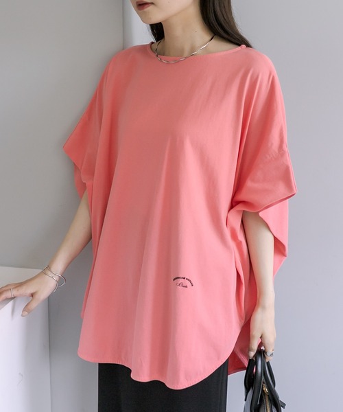 PUAL CE CIN(ピュアルセシン)の「汗に負けない!裾ラウンドチュニックTシャツ(Tシャツ/カットソー・レディース・ベージュ/レッド系/スミクロ・FREE)」の3枚目の写真