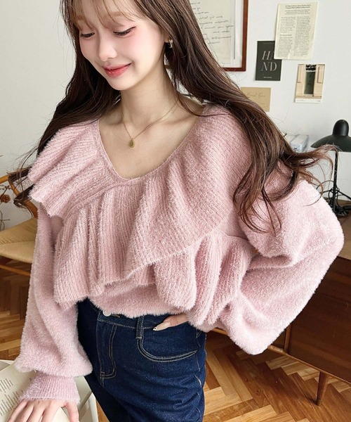 moment+（モーメントプラス）の「クロスフリルシャギーニットプル