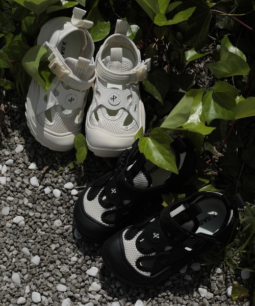 shoes365（シューズスリーシックスファイヴ）の「【shoes365】子供用通気性スニーカー（スニーカー・キッズ・オフホワイト/ブラック・16.0cm/16.5cm/17.5cm/18.0cm/18.5cm/28/29/30/26/27）」の10枚目の写真