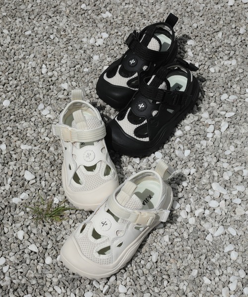 shoes365（シューズスリーシックスファイヴ）の「【shoes365】子供用通気性スニーカー（スニーカー・キッズ・オフホワイト/ブラック・16.0cm/16.5cm/17.5cm/18.0cm/18.5cm/28/29/30/26/27）」の11枚目の写真