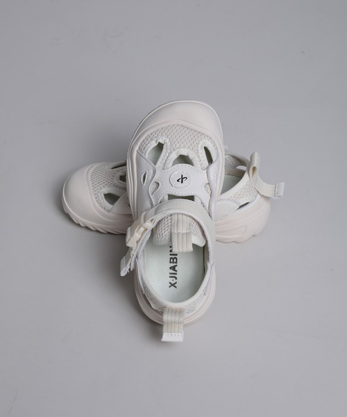 shoes365（シューズスリーシックスファイヴ）の「【shoes365】子供用通気性スニーカー（スニーカー・キッズ・オフホワイト/ブラック・16.0cm/16.5cm/17.5cm/18.0cm/18.5cm/28/29/30/26/27）」の16枚目の写真