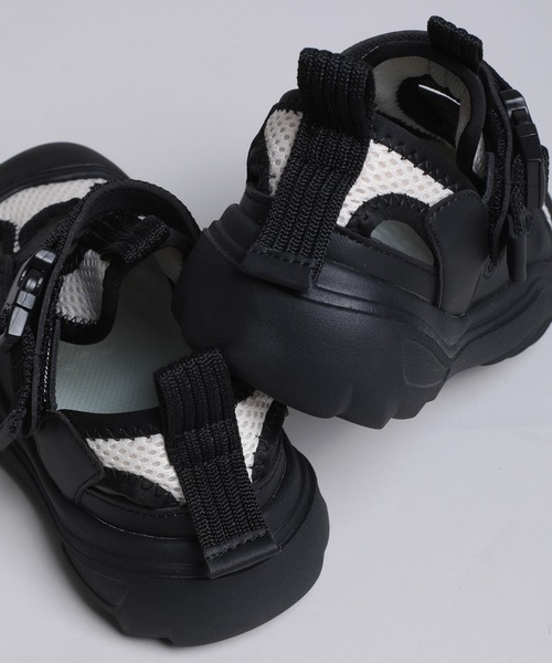 shoes365（シューズスリーシックスファイヴ）の「【shoes365】子供用通気性スニーカー（スニーカー・キッズ・オフホワイト/ブラック・16.0cm/16.5cm/17.5cm/18.0cm/18.5cm/28/29/30/26/27）」の19枚目の写真