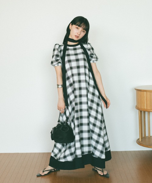 イデアルーチェ⭐︎パフワンピース イデアルーチェ パフスリーブワンピース(付属品ボタンあり